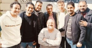 Khaled El Sawy Instagram - التيم بتاعنا 💪 أبنائي الروحيين، من اليمين: كريم، عبد الرحمن، مصطفى، بدر، مهاب، خالد، وائل.. ينقصنا هنا رشا وفادي وهيثم وايهاب ووليد وربيع وحكيم ومحمد محمود ونبقى فريق كرة او لا بلاش كورة احنا في فترة حداد كروي.. نبقى زي ما قلناها من زمان: أسرة في بعضينا😍👍