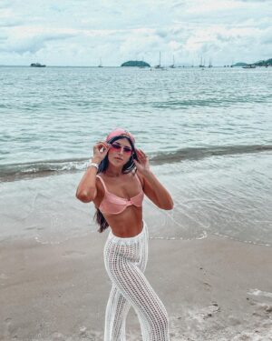 Khiara Italia Instagram - 2•0•2•2 🤎
Começando o ano assim