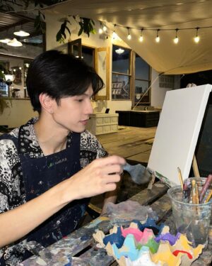 Khunnapat Pichetworawut Instagram - 🎨🌻