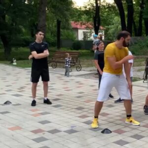 Khusein Khaliev Instagram - БОМБОВАЯ БЫЛА НЕДЕЛЯ ЧЕСТНО ГОВОРЯ👊🏼ДА БРАТЬЯ? @adam_yandiev_boroda @malkolm_x_x @yraggan @gans_0001 @artyom_yanogyan @g.karen.g @ulisov_m ? СПАСИБО БРАТЬЯ ЗА БОМБОВУЮ НЕДЕЛЮ 😜🙏🏻☝🏻
