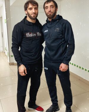 Khusein Khaliev Instagram - АЛЬХАМДУЛИЛЛАХ ПОБЕДА ПО ВОЛЕ АЛЛАХА ХАСАНА ХАЛИЕВА @khasan_khaliev НА EFC 34 AKHMAT SILA @eaglefcmma @akhmat_mma 💪