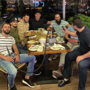 Khusein Khaliev Instagram - БОМБОВАЯ БЫЛА НЕДЕЛЯ ЧЕСТНО ГОВОРЯ👊🏼ДА БРАТЬЯ? @adam_yandiev_boroda @malkolm_x_x @yraggan @gans_0001 @artyom_yanogyan @g.karen.g @ulisov_m ? СПАСИБО БРАТЬЯ ЗА БОМБОВУЮ НЕДЕЛЮ 😜🙏🏻☝🏻