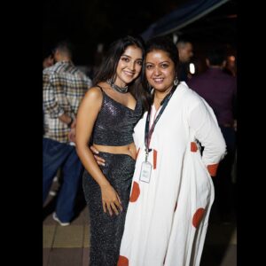 Khushi Dubey Instagram - All about the screening of Jubilee Talkies🥹♥️🫶
Guysss thankyou so much for all the loveeee ♥️♥️♥️♥️♥️ Keep watching Jubilee Talkiessss🔥
P.S. I’m reallyyy sorry if Ive missed out on someone’s pic with meeee!🙊🐣
Shot by : @whoisclicking 
.
.
#khushidubey #abhishekbajaj #shivyaan #jubileetalkies #sonytv #sony #romance #love #screening #launch #passion #sony #bollywood