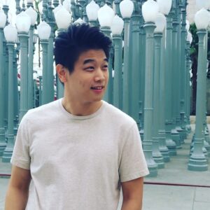 Ki Hong Lee Instagram - What am I looking at? Looking at Ep 2 of #MrSoulmate which is live now on my #Igtv Check it out on my profile and let me know what u think. Might see some familiar faces. 😉 #미스터소울매이트  Episode 2 인제 나왔습니다! 잘부탁드립니다!