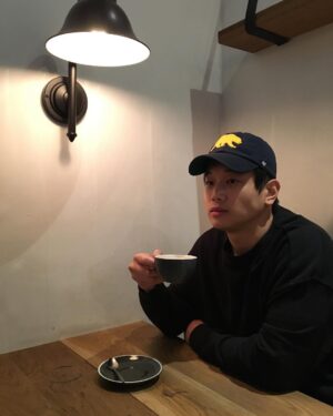 Ki Hong Lee Instagram - #tbt iced americano is my goto but clearly not in this photo. What am I drinkin?