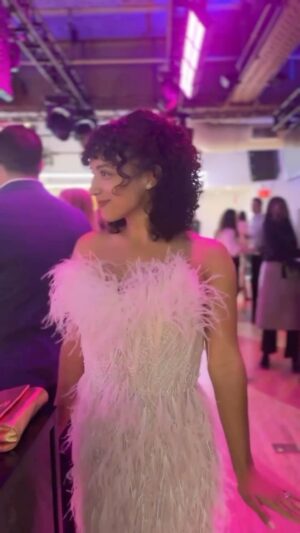Kiana Madeira Instagram - What a fun evening celebrating @jeep 💜 Say hello to the all-new, all-electric Jeep Wagoneer S. Environmentally friendly, innovative AND sexy? Sign me up 🙊