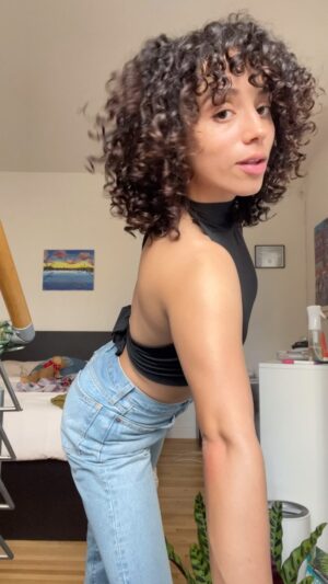 Kiana Madeira Instagram - Got my first curly haircut and I am never going back! 🙊💜

Growing up, I always loved going to the hairdresser because I knew it would mean that I would leave with pin-straight hair. From such a young age, I equated straight hair with beauty. There were days in elementary school that I literally faked being sick because I didn’t like the way my curly hair looked that day. I owe it to Little Kiana to embrace my curls. I want to change the narrative that straight hair means a more “professional” look. I also want to change the narrative that leading ladies must have blown-out hair. Straight hair is beautiful and curly hair is beautiful! I thank God for how He made each one of us unique and I pray for continued courage to be natural. If you’re reading this and it resonates with you, tag me in a photo of you rocking your natural texture. I’d love to see it 🥰

And thank you to @rezosalon & @lebron_does_hair for the amazing experience 💜