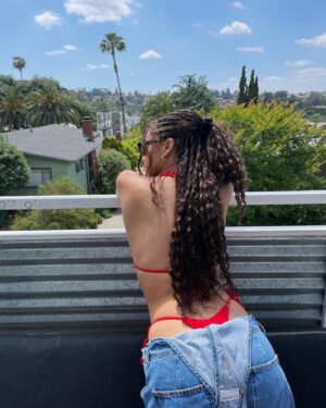 Kiara Barnes Instagram - A lil sun, a lil fun🌞✨😇🥰