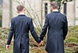 Kieron Richardson Instagram - On a wet Aprils day 9 years ago #happyanniversary Carl 🤵‍♂️🤵‍♂️