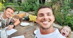 Kieron Richardson Instagram - Last night meal in a traditional Croatian restaurant, chase as always ducking out the picture