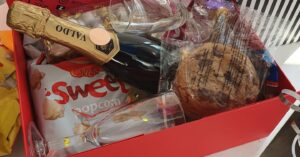 Kieron Richardson Instagram - Happy 5th wedding anniversary 
Celebrating at home thanks to @zoomboxuk for dropping off our party box...
