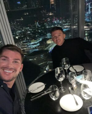 Kieron Richardson Instagram - Carl’s bday weekend in London #buckinghampalace #nationalhistorymuseum #theshard #toweroflondon #frozenmusical