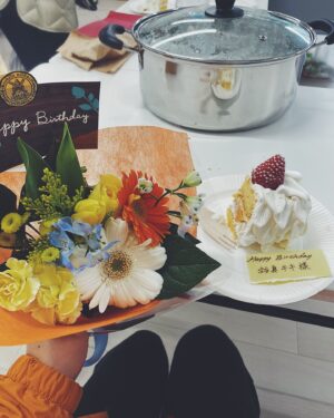 Kiki Sukezane Instagram - 今年も有り難い事に
皆さん、現場で誕生日を祝ってくださいました🙏🍰❤️
ありがとうございます。感謝

35歳になりました🫣

本年はまた新しい事に挑戦したいなと思ってます😁

つっきっていくぜ〜💨🏃‍♀️😏