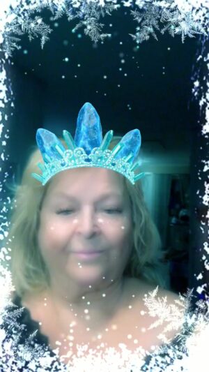 Kikki Danielsson Instagram - Idag firar vi Wizex Eminenta Ex-Trumslagare som har Mage att Fylla År Just Idag🥳🎉HIPP HIPP HURRA Herr Gurka 🌹🌹🎂🥒
Kram❤️från den Gamla Kuplettsångerskan
