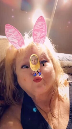 Kikki Danielsson Instagram - Nu vill jag önska Alla Här en GO å GLAD PÅSK🐣🌷Jag blev Något Orolig igår😱Skulle köpa ägg, å det fanns enbart de största kartongerna kvar🥵Väntar t imorgon å hoppas, att det fyllts på🙏