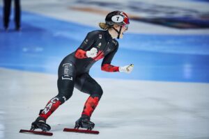 Kim Boutin Instagram - WORLD CHAMPION ⚡️🏆🥇500m 

Be brave, question yourself, question your process and believe in it ❤️‍🔥🥹

Thank you so much for all the support in this process ❤️‍🔥 @ssc_pvc @oeufquebec @jamcharity @novia.longueuil @thibaultgmdesherbrooke @essherbrooke @apexracingskates @intactinsurance @fila_global @e.h.skates
