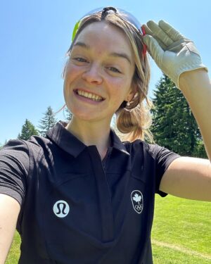 Kim Boutin Instagram - HEY !!!! L’important c’est d’avoir du fun hein 😆, pleins de beaux contact, mais je vous dit pas mon score haha 🏌️‍♀️