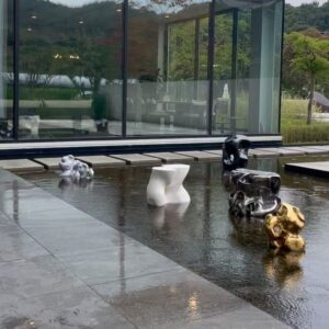Kim Chung-jae Instagram - new installation for MIND•FULL•NESS Frieze seoul

An invitation into the meditative world of Korean contemporary art. A wonderful architectural venue, over 35 artists, more than 100 artworks, and an extensive experiential program across the multi-sensorial exhibition this September. 

VIP PREVIEW OPEN: 1-4 September (invitation only)
PUBLIC OPEN: 6-30 September (reservation recommended)

Villa de Parnell 빌라드파넬 
경기도 용인시 처인구 백암면 박곡로 192
*월요일 휴무, 화-일 10:30AM-6:30PM