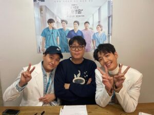 Kim Dae-myung Instagram - 곧 채널십오야에서 만나요~~😍