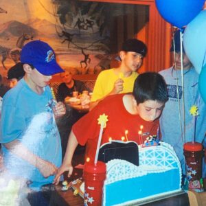 Kim Delaney Instagram - #happybirthday #myson #mymoonandstars #myangel 💚
from #mylittlebundleofjoy to the #joyofmylife #iloveyou Jack @jackcortese #myhome #aries 🎂#findpoppop 🎁🎈#homeiswheretheloveis
