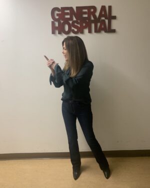 Kim Delaney Instagram - It’s another @paige kinda day at work. @generalhospitalabc @paigeageller #gh