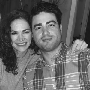 Kim Delaney Instagram - #happynationalsonday #myhome #mysonmymoonandstar #myrock #myangel 🎁🎁💚💚💚