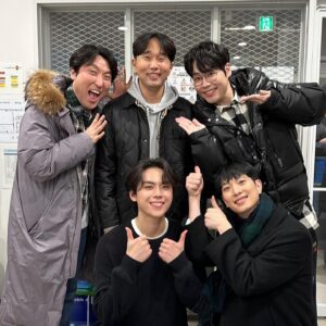 Kim Do-hoon Instagram - 뮤지컬 <유미의 세포들> 쇼케이스✨
.
.
.
뮤배(뮤지컬 배우) 2일차🤭 
성장하자🥹