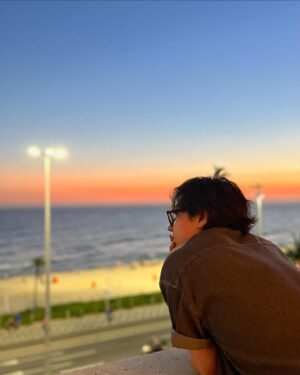 Kim Do-hoon Instagram - <지구마불 세계여행2> 시작🛫
.
.
.
우주비행을 위하여!!
고막주의..누구를 위한 경보기인가..🫨