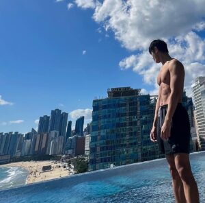 Kim Do-wan Instagram - 