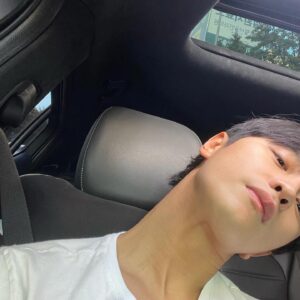 Kim Do-wan Instagram - 