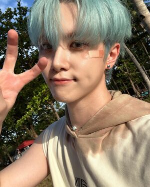 Kim Dong-han Instagram - 🌅🌅