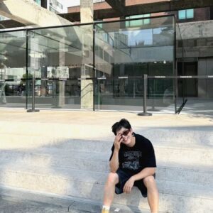 Kim Dong-jun Instagram - Sunday mood 🕺