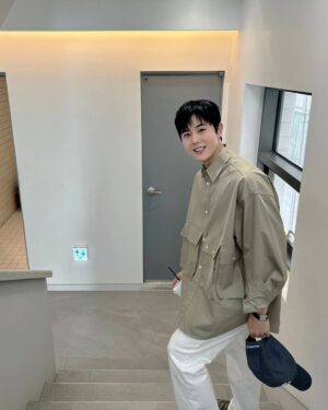 Kim Dong-jun Instagram - Khaki