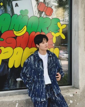 Kim Dong-jun Instagram - 🌊