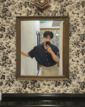 Kim Dong-jun Instagram - 오늘 날씨엔 땡모반 แตงโมปั่น 🍉