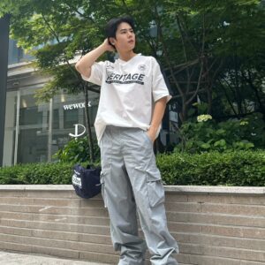 Kim Dong-jun Instagram - 날이 좋구만 🌞