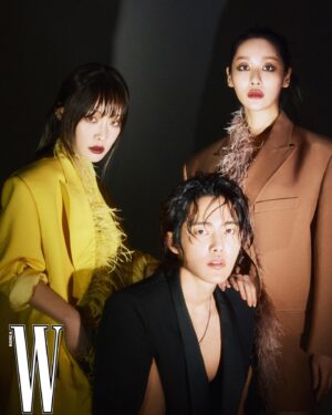 Kim Gun-woo Instagram - B컷❤️ @wkorea✅
