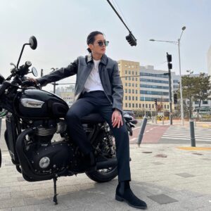 Kim Gun-woo Instagram - Vroom vroom 🏍️