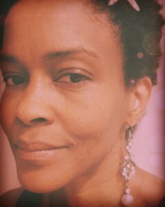 Kim Hawthorne Most Liked Photos and Posts