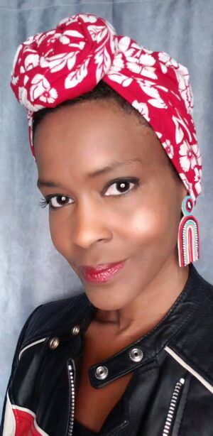 Kim Hawthorne Instagram - Happy Friday, y'all. Enjoy your weekend!

#thekimhawthorne #greenleaf #melanin #naturalhair #turbans #theregalwrap #weekend