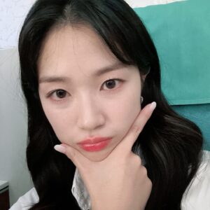 Kim Hye-yoon Thumbnail - 1.7 Million Likes - Most Liked Instagram Photos