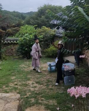 Kim Hyeon-mok Instagram - 혼례대첩, 오봉이 빠잉🧡🙋🏻‍♂️ 

#혼례대첩