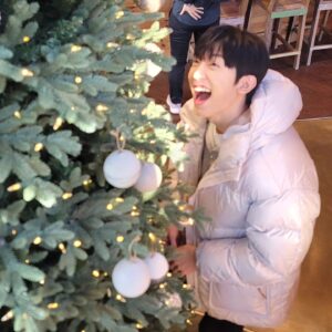 Kim Hyun Wook Instagram - 두군두군 미리크리스마스 🎄 🎅