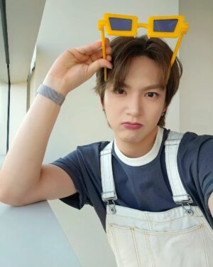 Kim Jae-hyun Instagram - iiok😀
.
.
.
#엔플라잉 #NFlying #김재현 #with #wonderwall #iiok #이번에 #예쁘게 #나온것같아서 #뿌듯하다 #히히