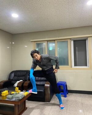 Kim Jae-wook Instagram - Tving original series <이재,곧 죽습니다>
정규철 👨‍🎨🪚🩸