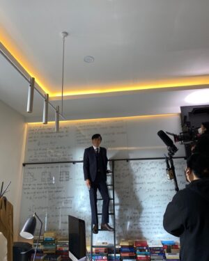 Kim Jae-wook Instagram - 그동안 <크레이지 러브>를 사랑해주신 여러분,감사합니다.행복하세요 🔨