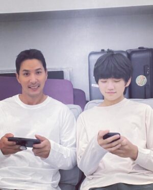 Kim Ji-seok Instagram - 우리는 표정 父子 👨‍👦❣️