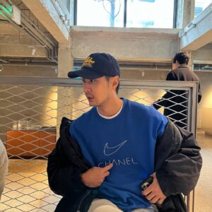 Kim Ji-seok Instagram - .
아니라고. 콜라보 안했다고. 
그냥 나이스 채널이라고🤦🏻‍♂️