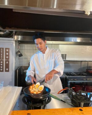 Kim Ji-seok Instagram - ㅇ ㅖ 쉪 !! 👨‍🍳🥘