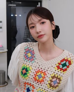 Kim Ji-sook Instagram - 🤍🩷💚